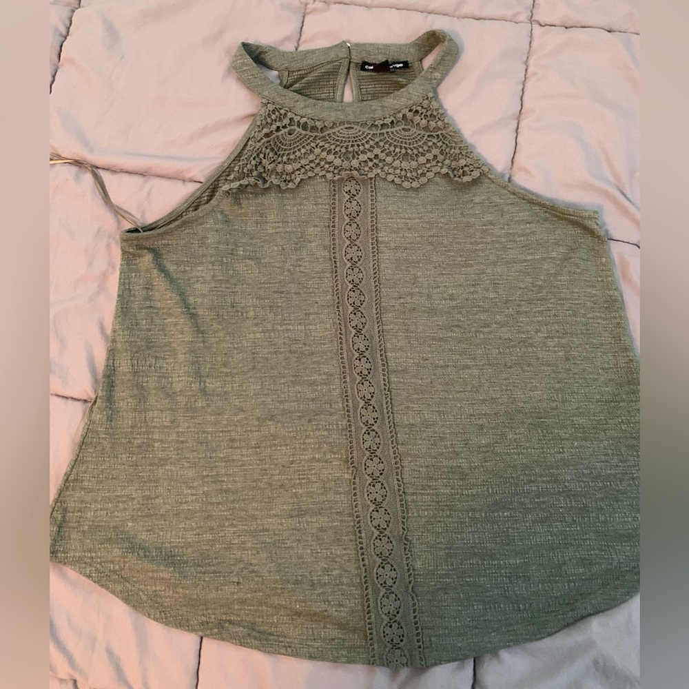 Women’s Cable & Gauge XL tank